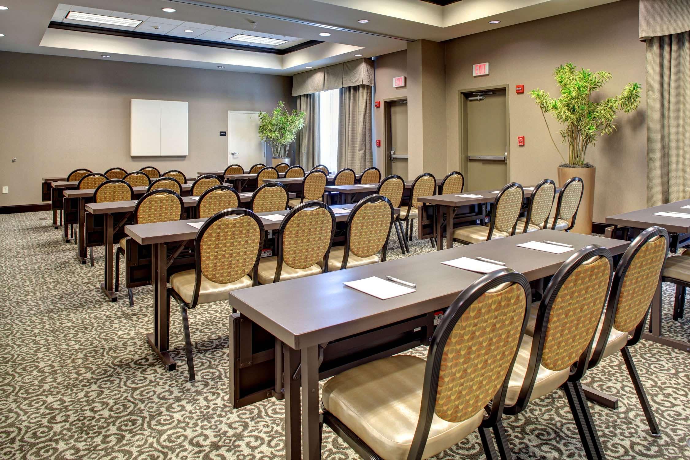 Hampton & Downtown Hotel Baton Rouge